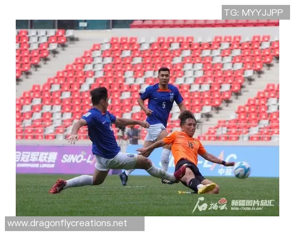 王伟独家揭秘足球技巧与战术心得分享助你提升球技与比赛表现